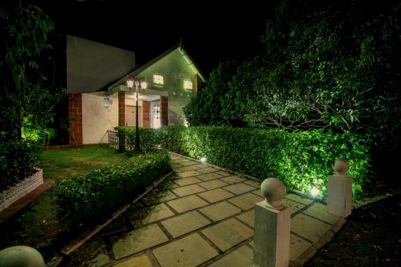 Nostravila Lonavala Exterior photo
