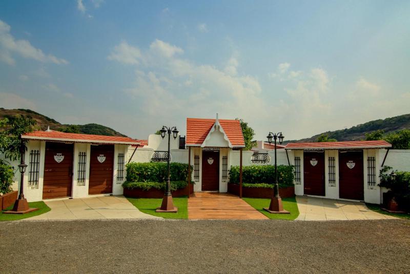 Nostravila Lonavala Exterior photo