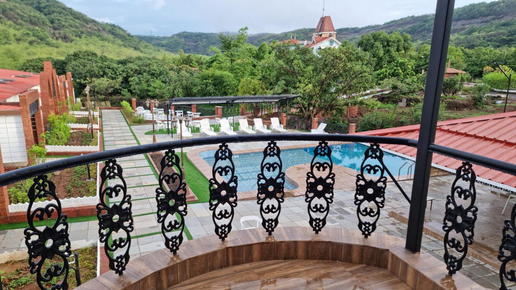 Nostravila Lonavala Exterior photo
