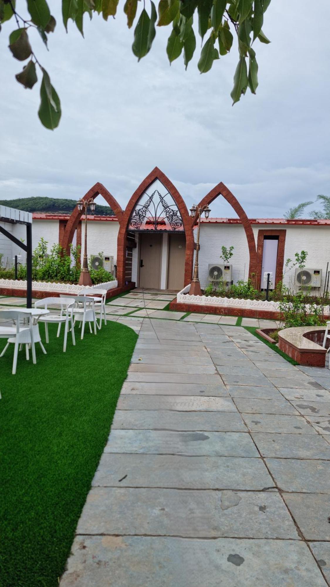Nostravila Lonavala Exterior photo