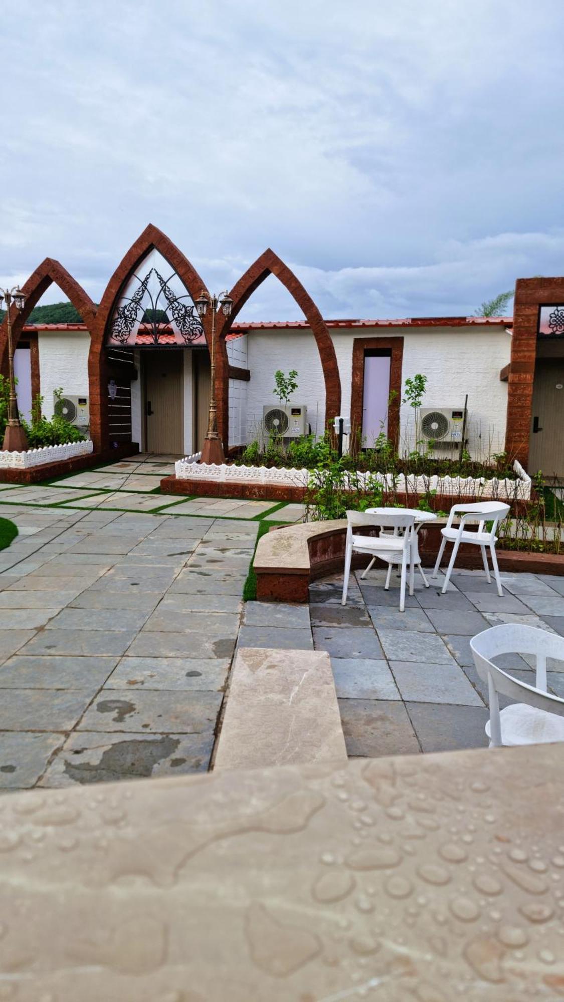 Nostravila Lonavala Exterior photo